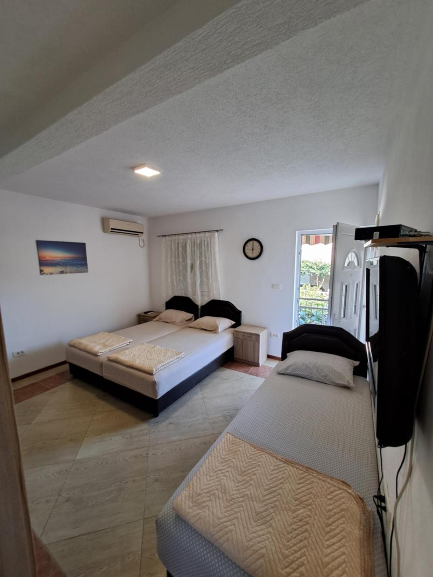 Apartment Cavor Budva
